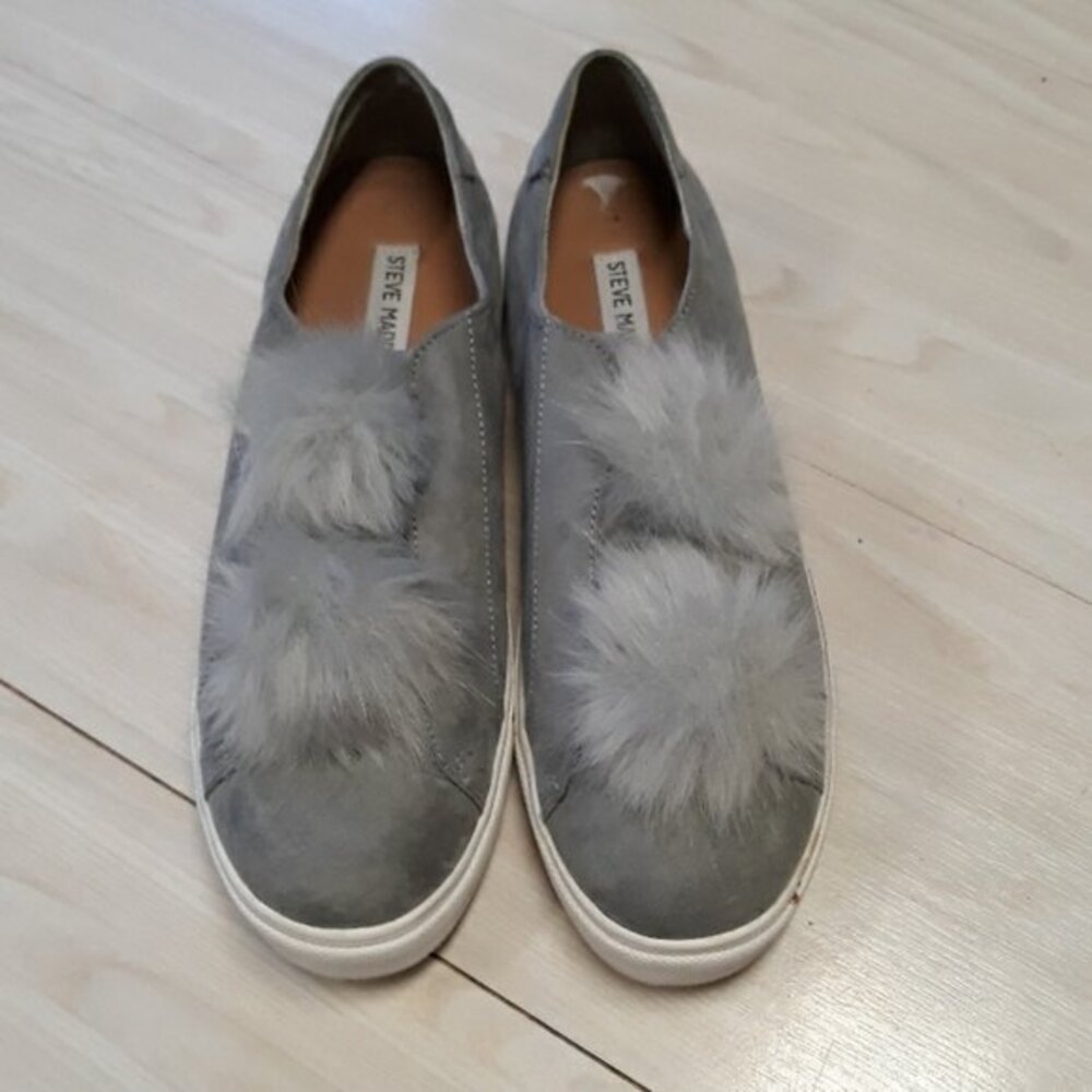 Steve Madden  slip on shoes sz 10